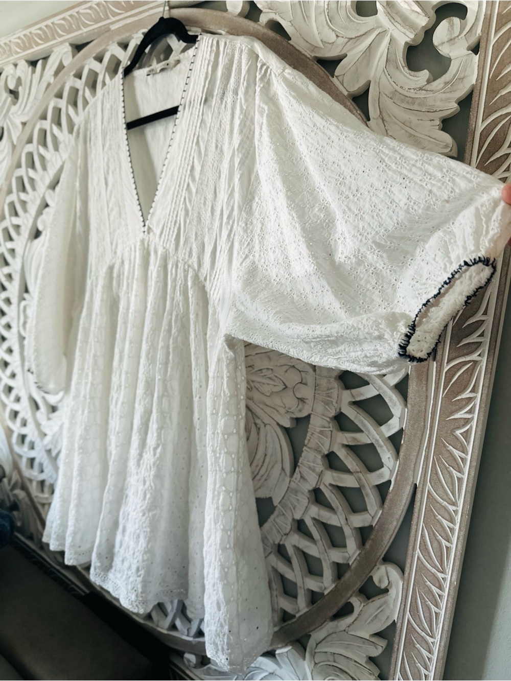 Zara White V-Neck short dress with Navy blue Detail - Picture 5 of 8